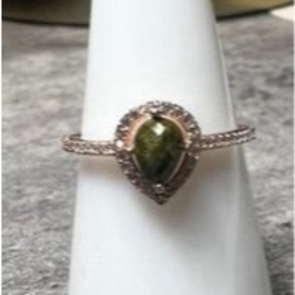 Ring Bomb Party Ring, size 6, NWOT - Picture 2 of 7